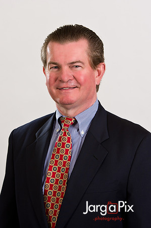Weichert_Realty_Team_Alex_Headshots-010-Edit