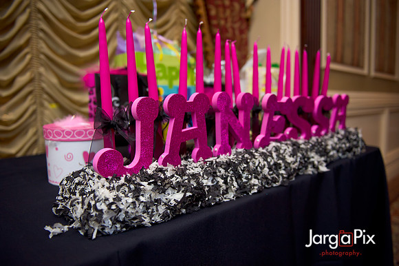The Brownstone Sweet 16