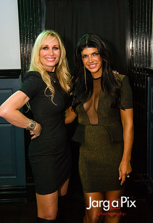 Posche_Fashion_Show_Preview_Thirst_Lounge-0058