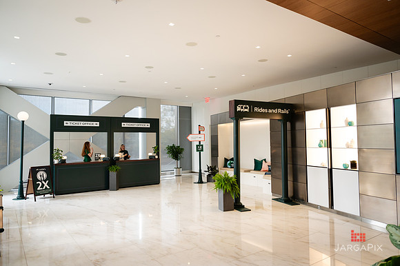 Soho_Citi_AA_Advantage_GLobe_Event-051