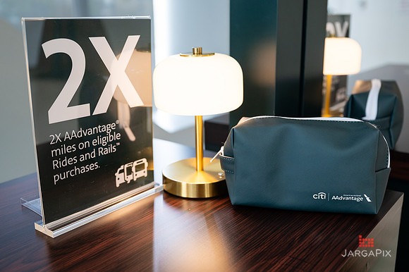 Soho_Citi_AA_Advantage_GLobe_Event-061