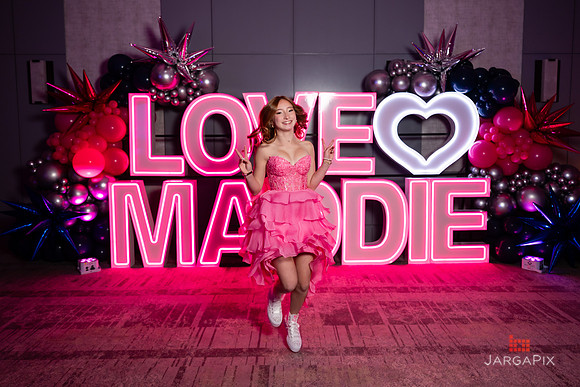 Maddie_F_Batmitzvah_Preview-002