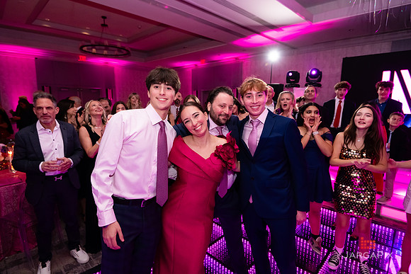 Maddie_F_Batmitzvah_Preview-040