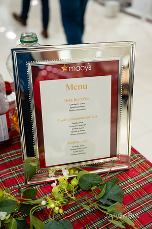Soho_Macy's_Holiday_Activiation_2025_Roosevelt_Field-022
