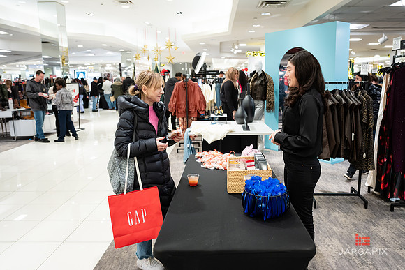 Soho_Macy's_Holiday_Activiation_2025_Roosevelt_Field-083