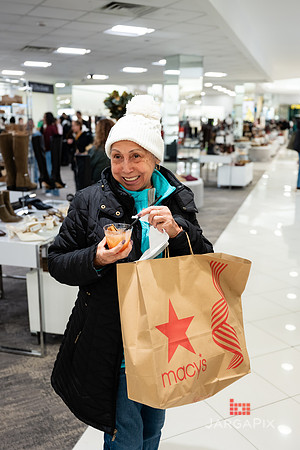 Soho_Macy's_Holiday_Activiation_2025_Roosevelt_Field-127
