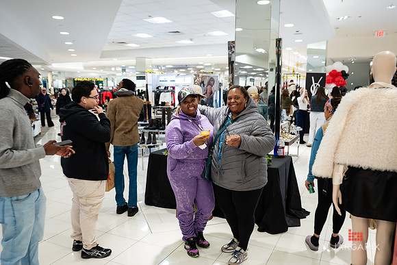 Soho_Macy's_Holiday_Activiation_2025_Roosevelt_Field-141