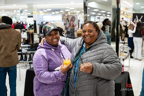 Soho_Macy's_Holiday_Activiation_2025_Roosevelt_Field-142