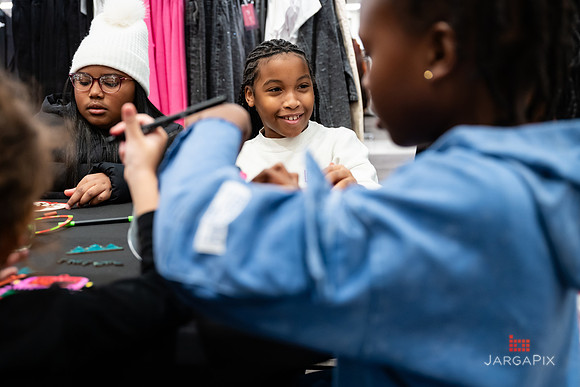 Soho_Macy's_Holiday_Activiation_2025_Roosevelt_Field-156