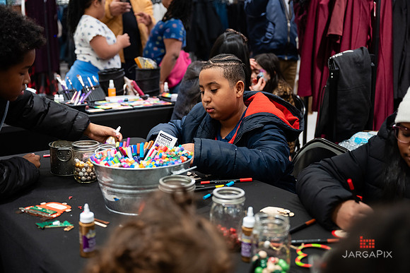 Soho_Macy's_Holiday_Activiation_2025_Roosevelt_Field-161