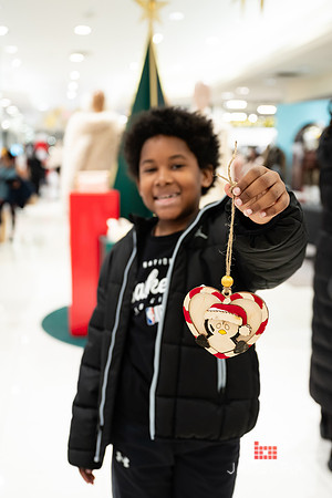 Soho_Macy's_Holiday_Activiation_2025_Roosevelt_Field-182