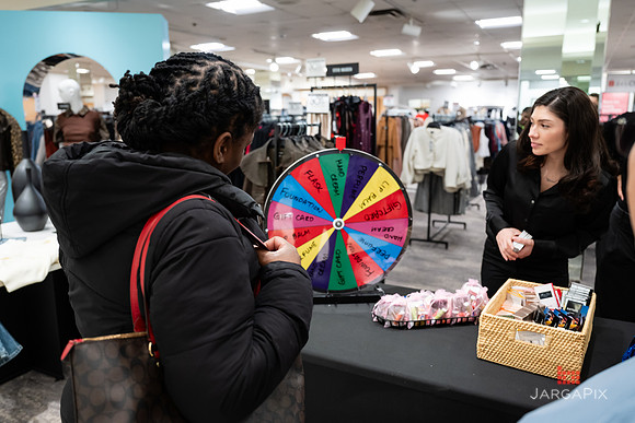 Soho_Macy's_Holiday_Activiation_2025_Roosevelt_Field-202