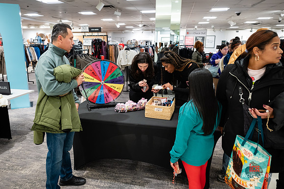 Soho_Macy's_Holiday_Activiation_2025_Roosevelt_Field-215