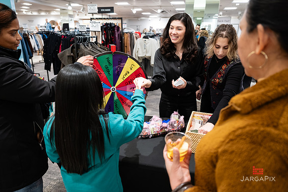Soho_Macy's_Holiday_Activiation_2025_Roosevelt_Field-217