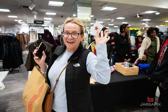 Soho_Macy's_Holiday_Activiation_2025_Roosevelt_Field-235