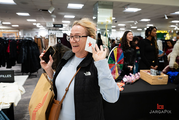 Soho_Macy's_Holiday_Activiation_2025_Roosevelt_Field-236