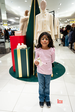 Soho_Macy's_Holiday_Activiation_2025_Roosevelt_Field-251