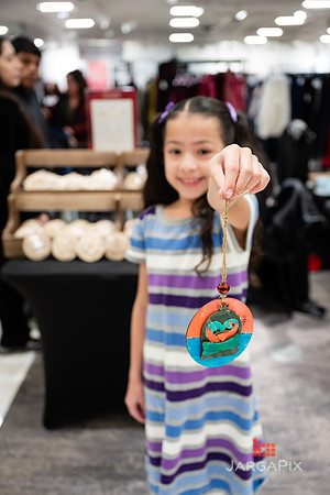 Soho_Macy's_Holiday_Activiation_2025_Roosevelt_Field-250