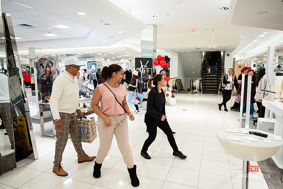 Soho_Macy's_Holiday_Activiation_2025_Roosevelt_Field-285