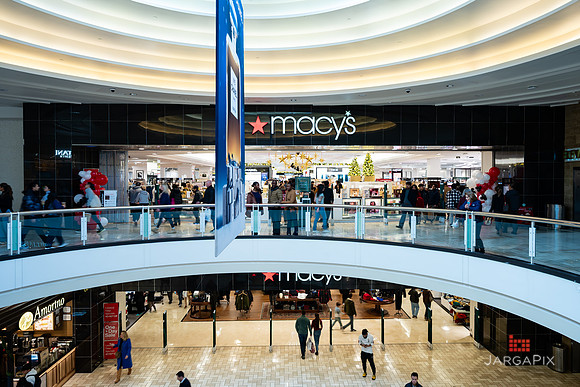 Soho_Macys_Holiday_2025_Tysons_Corner-003