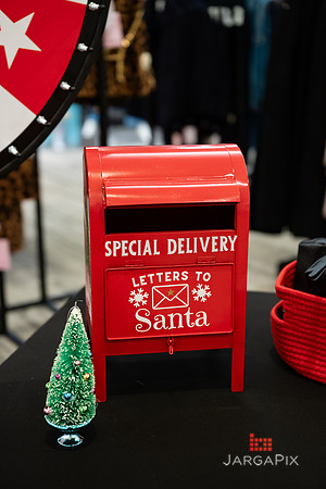 Soho_Macys_Holiday_2025_Tysons_Corner-017