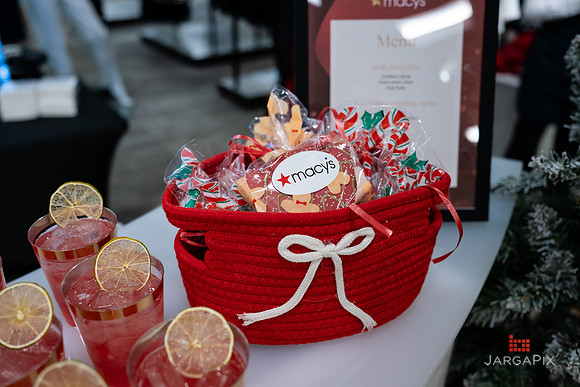 Soho_Macys_Holiday_2025_Tysons_Corner-036