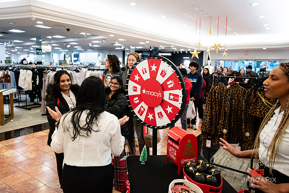 Soho_Macys_Holiday_2025_Tysons_Corner-049