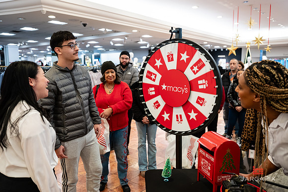 Soho_Macys_Holiday_2025_Tysons_Corner-056