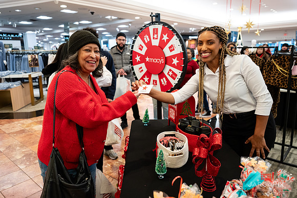 Soho_Macys_Holiday_2025_Tysons_Corner-058