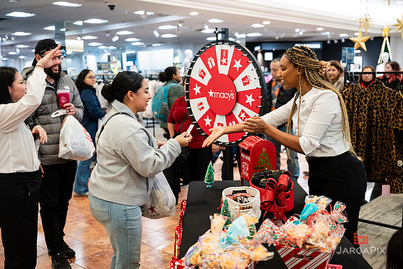 Soho_Macys_Holiday_2025_Tysons_Corner-063