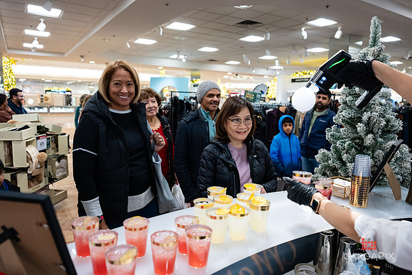 Soho_Macys_Holiday_2025_Tysons_Corner-082