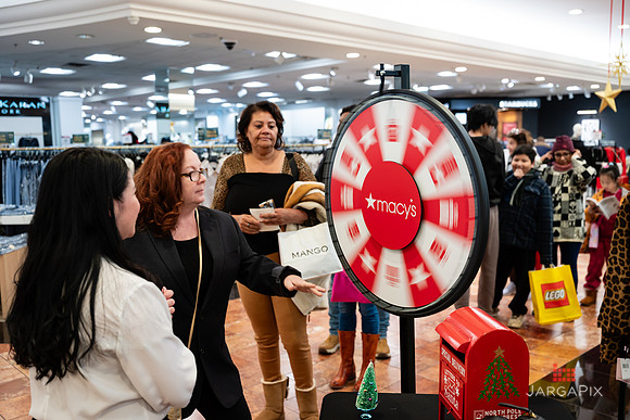 Soho_Macys_Holiday_2025_Tysons_Corner-103