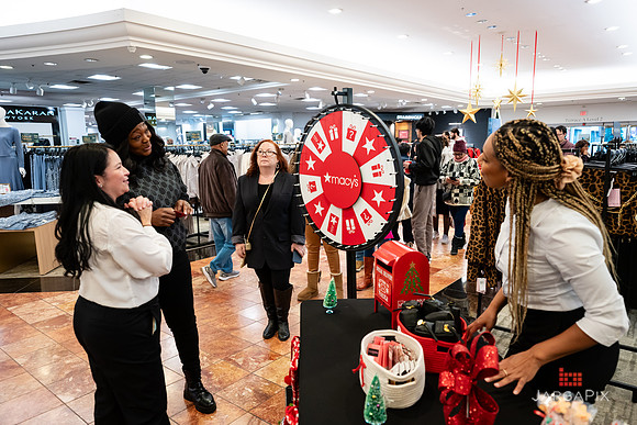 Soho_Macys_Holiday_2025_Tysons_Corner-100