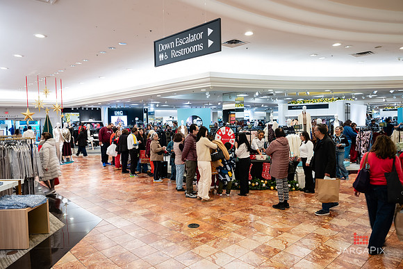 Soho_Macys_Holiday_2025_Tysons_Corner-111