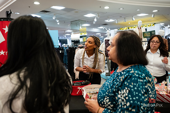 Soho_Macys_Holiday_2025_Tysons_Corner-117
