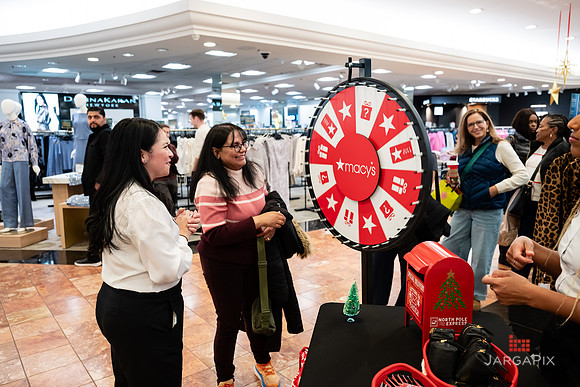 Soho_Macys_Holiday_2025_Tysons_Corner-127