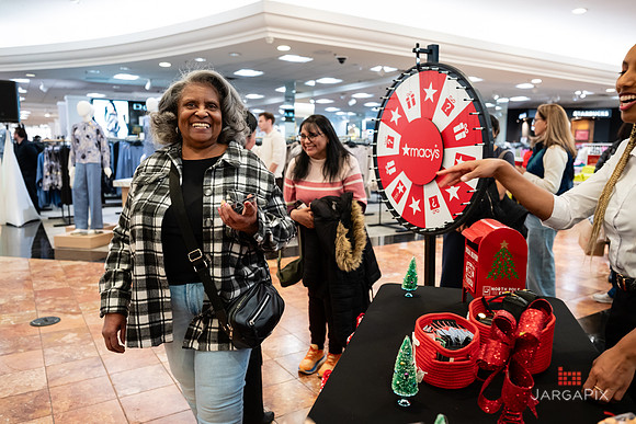 Soho_Macys_Holiday_2025_Tysons_Corner-126