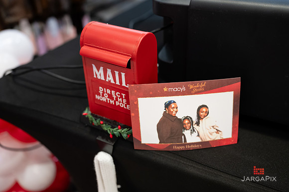 Soho_Macys_Holiday_2025_Tysons_Corner-140
