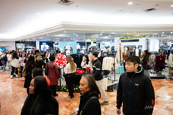 Soho_Macys_Holiday_2025_Tysons_Corner-195
