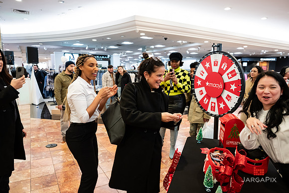 Soho_Macys_Holiday_2025_Tysons_Corner-201