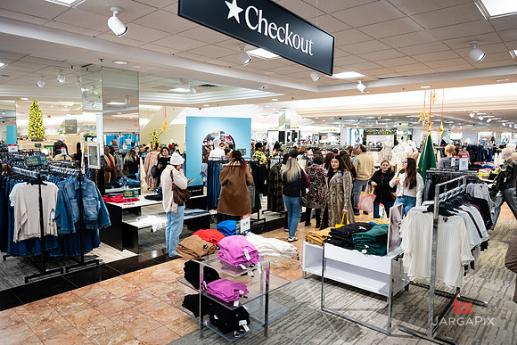 Soho_Macys_Holiday_2025_Tysons_Corner-206