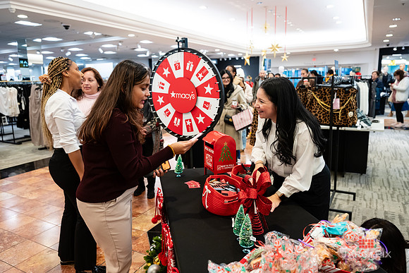 Soho_Macys_Holiday_2025_Tysons_Corner-212