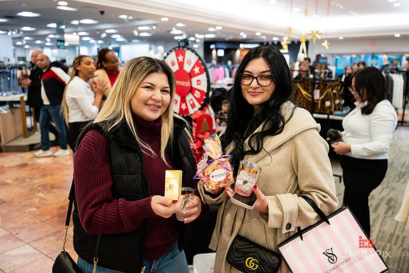 Soho_Macys_Holiday_2025_Tysons_Corner-223