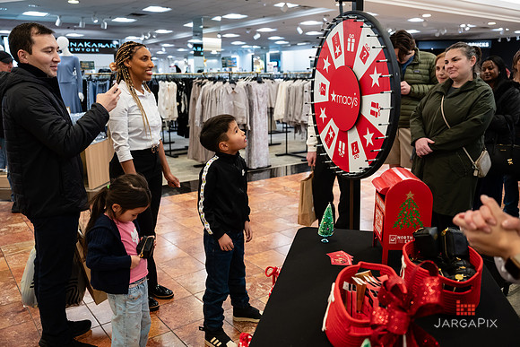 Soho_Macys_Holiday_2025_Tysons_Corner-244