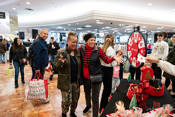 Soho_Macys_Holiday_2025_Tysons_Corner-251