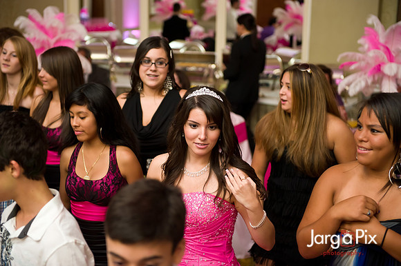 Il Villagio Sweet 16