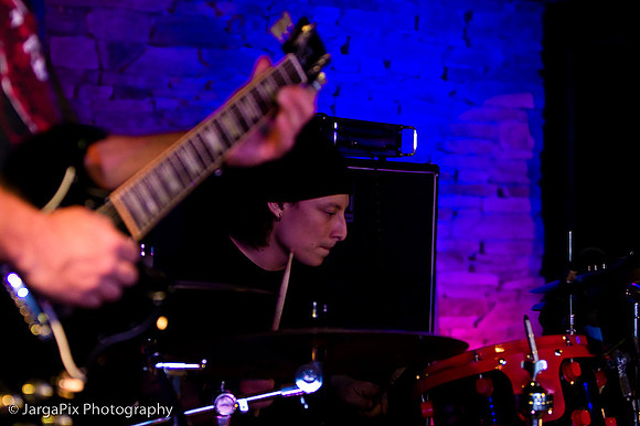 In_Must@CC-051