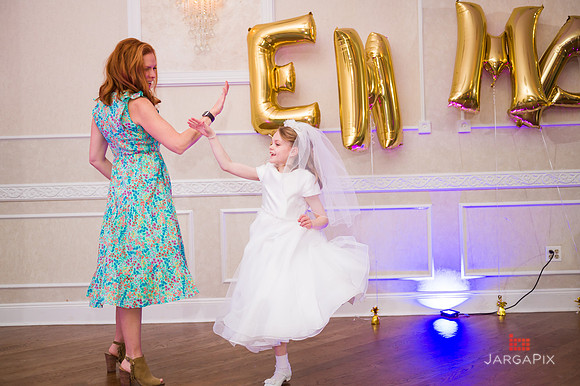 Emma_Communion-338