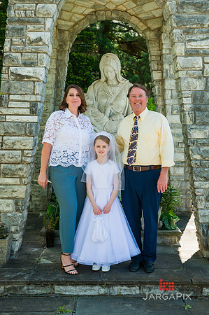 Emma_Communion-109