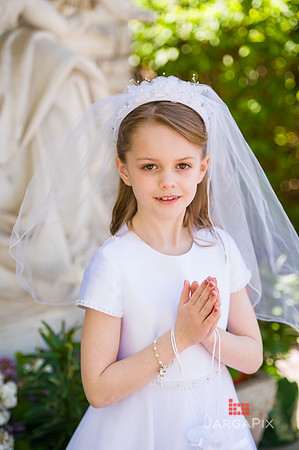 Emma_Communion-136